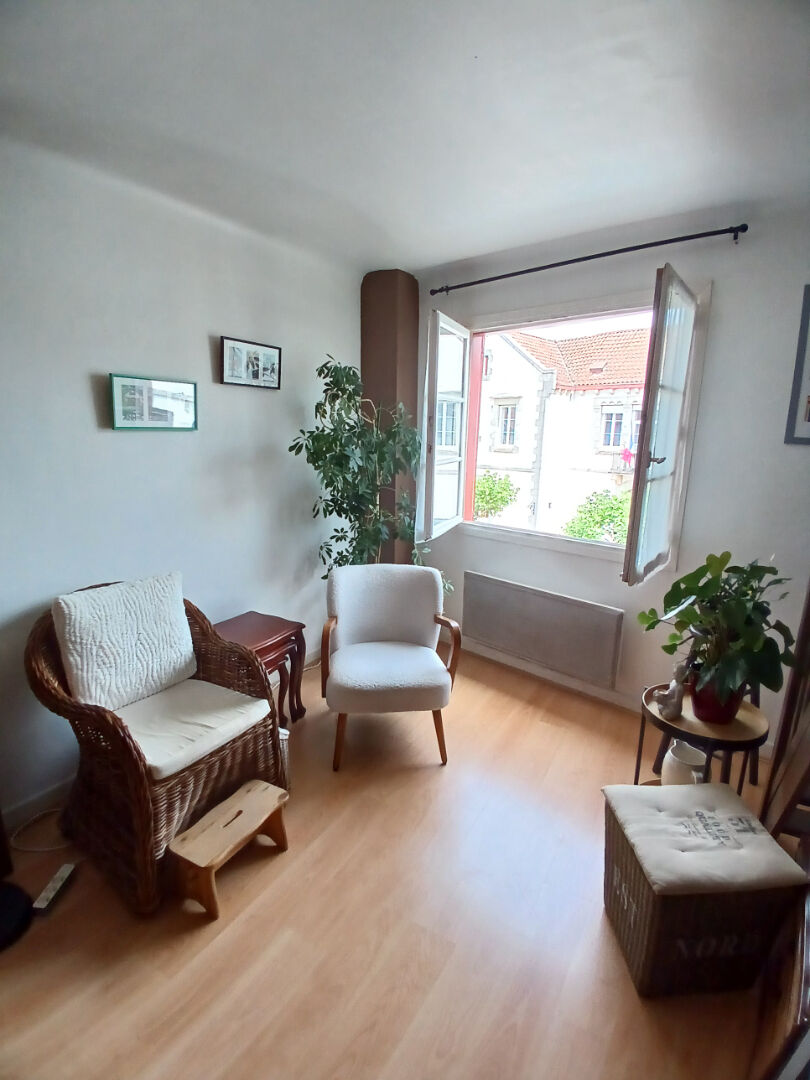 Vente appartement T2  à SAINT PEE SUR NIVELLE - 2
