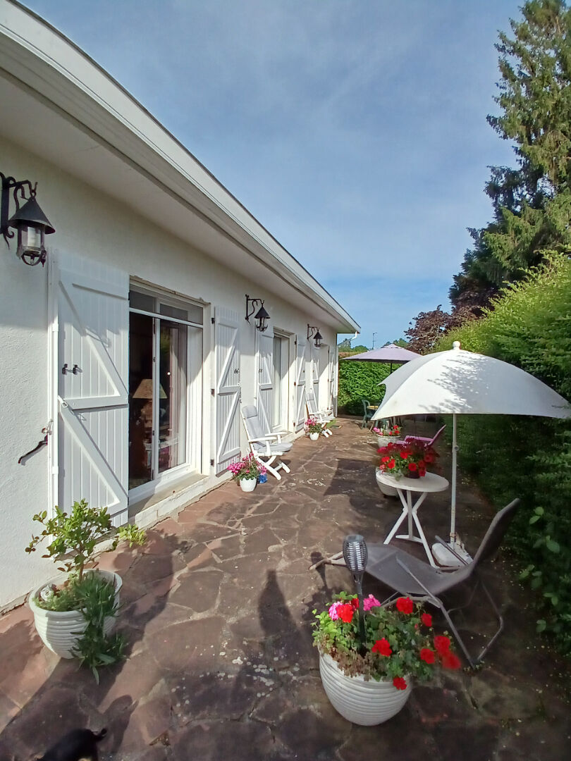 vente maison à SAINT PEE SUR NIVELLE - 460 000