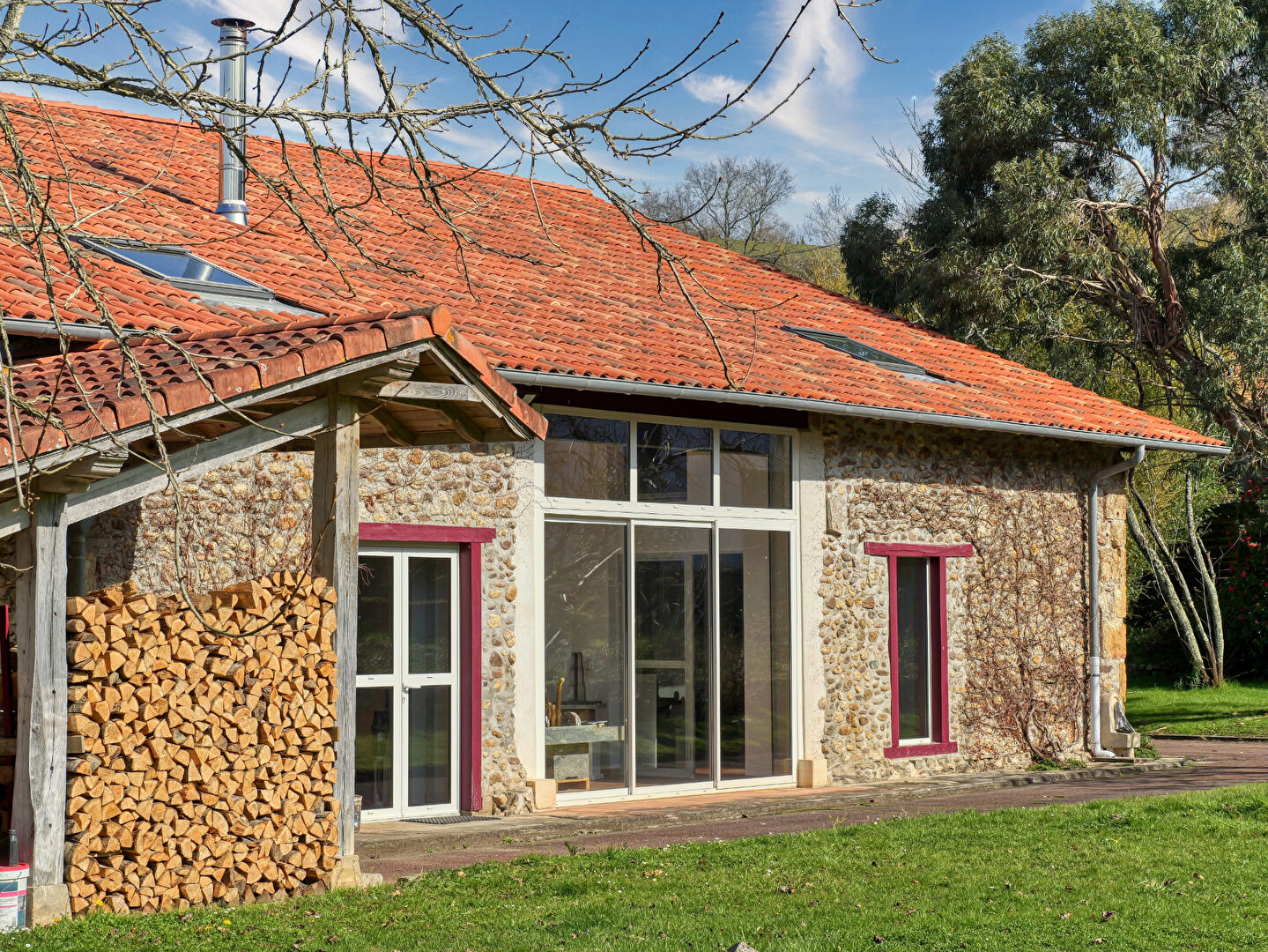 vente maison à SAINT PEE SUR NIVELLE - 420 000