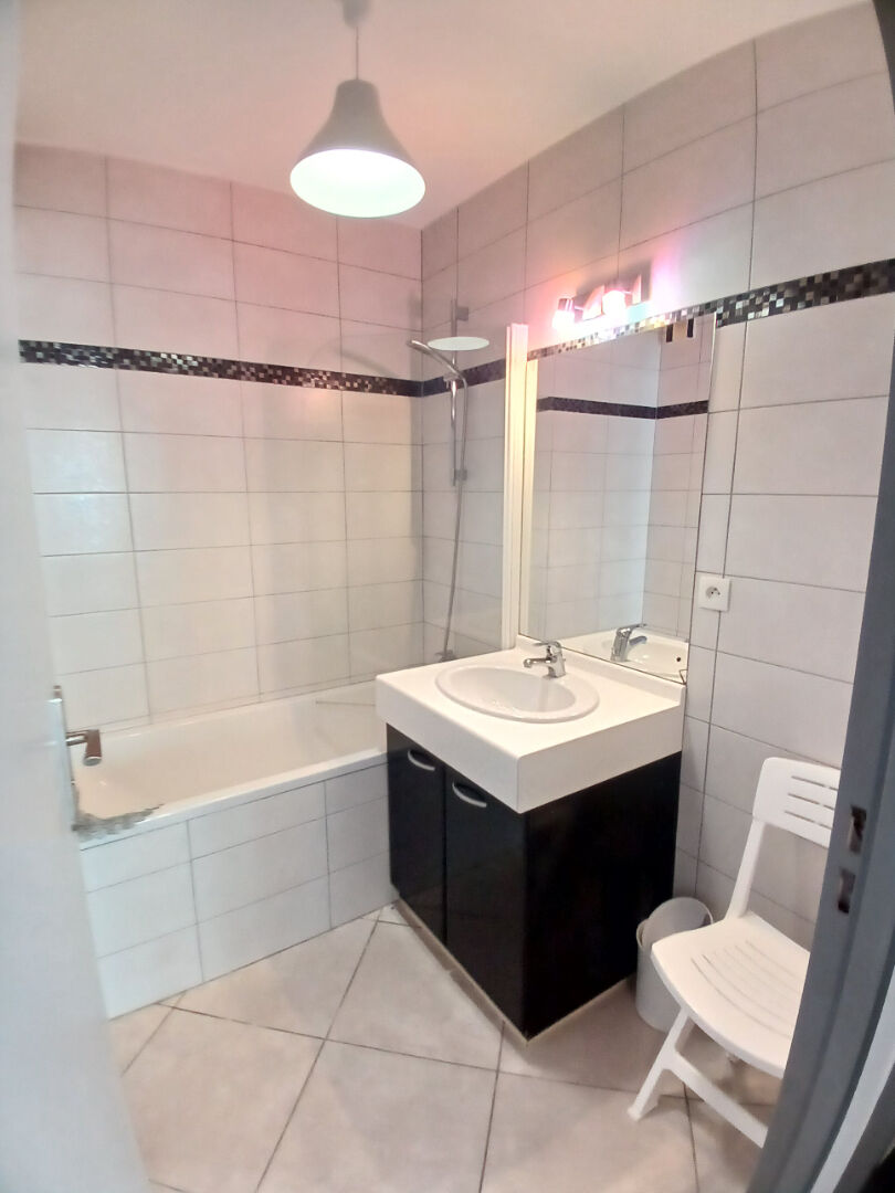 Vente appartement T2  à SAINT JEAN DE LUZ - 8