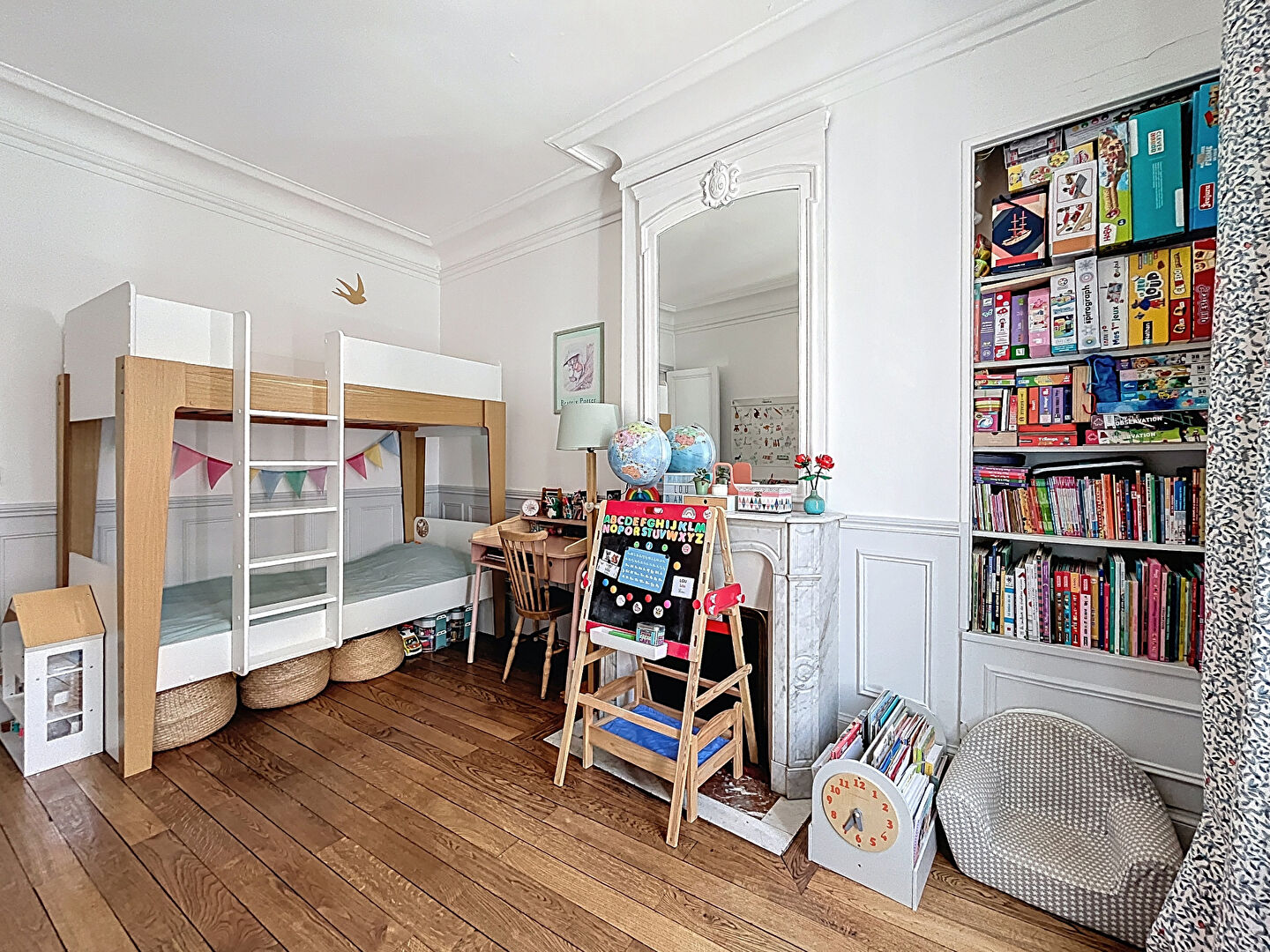 Photo Appartement Suresnes 3 pièce(s) 63 m2 image 6/6