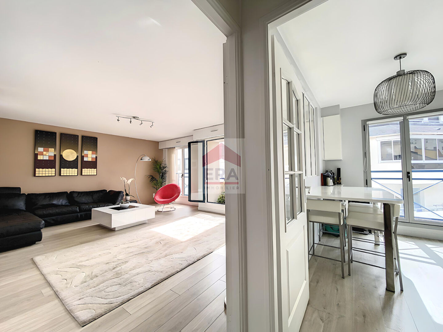 Photo Appartement Suresnes 5 pièce(s) 142m2 image 6/6