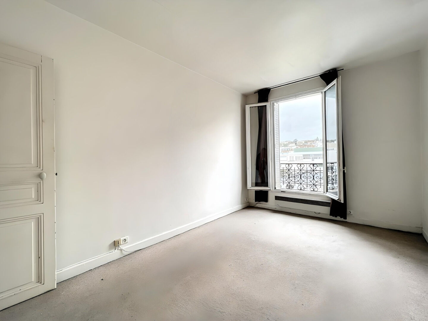Photo Appartement Suresnes 2 pièce(s) 36 m2 image 4/4