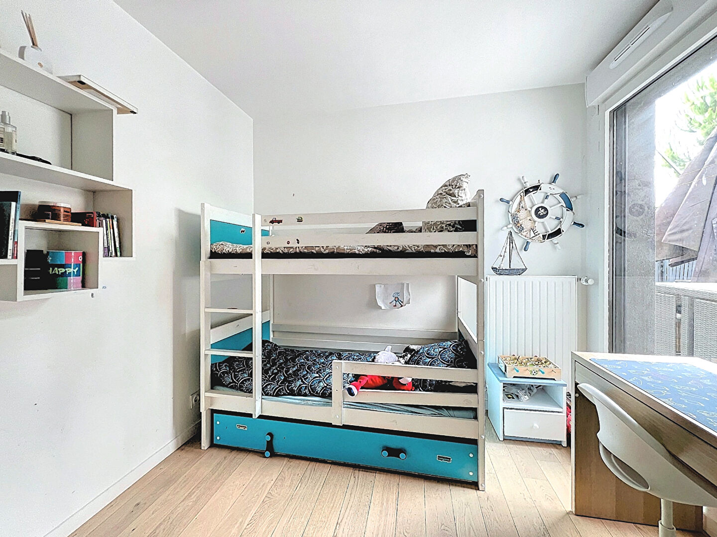 Photo Appartement Suresnes 3 pièce(s) 65 m2 image 6/6