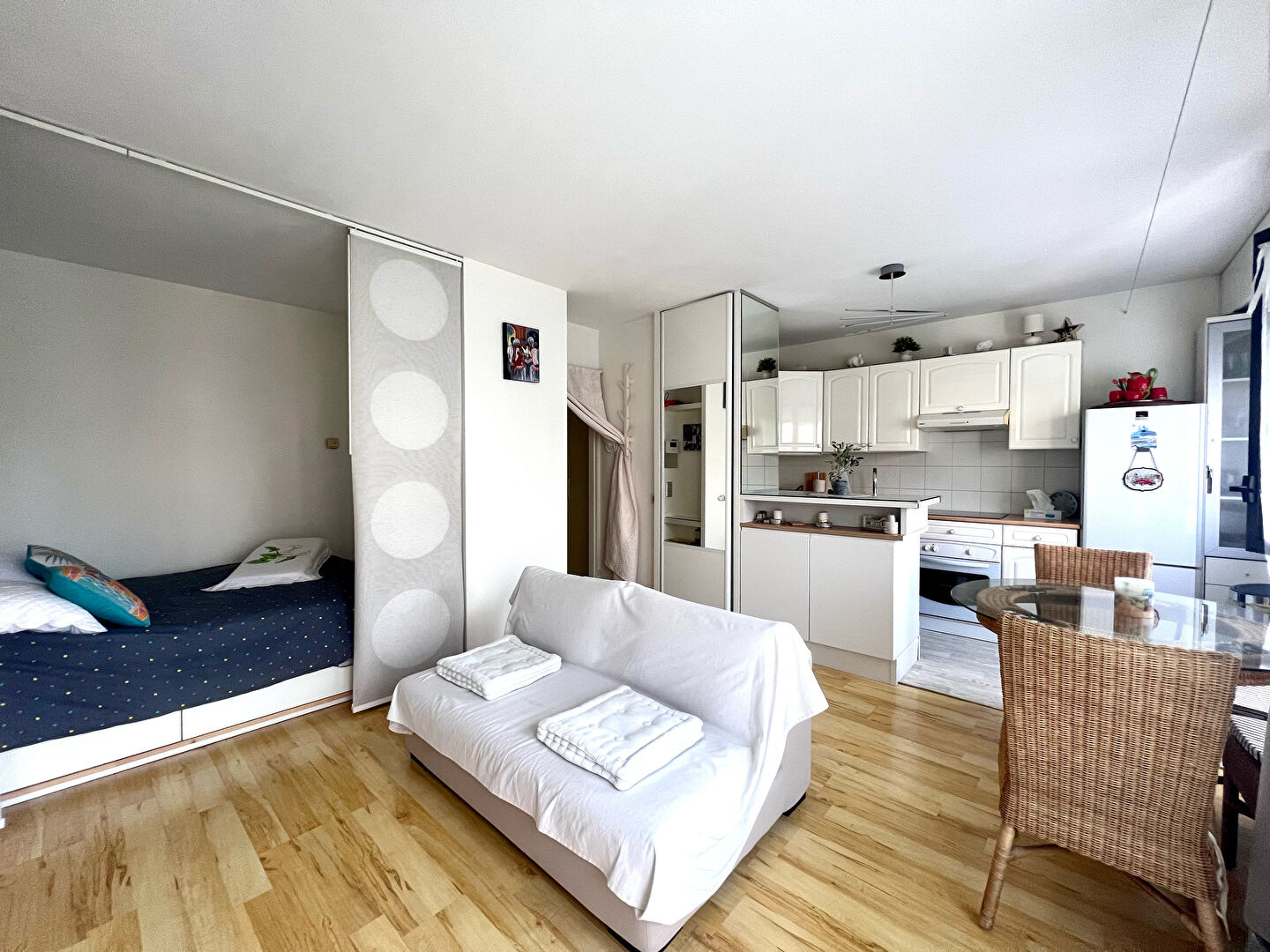 Appartement Suresnes 1 pièce(s) 32 m2