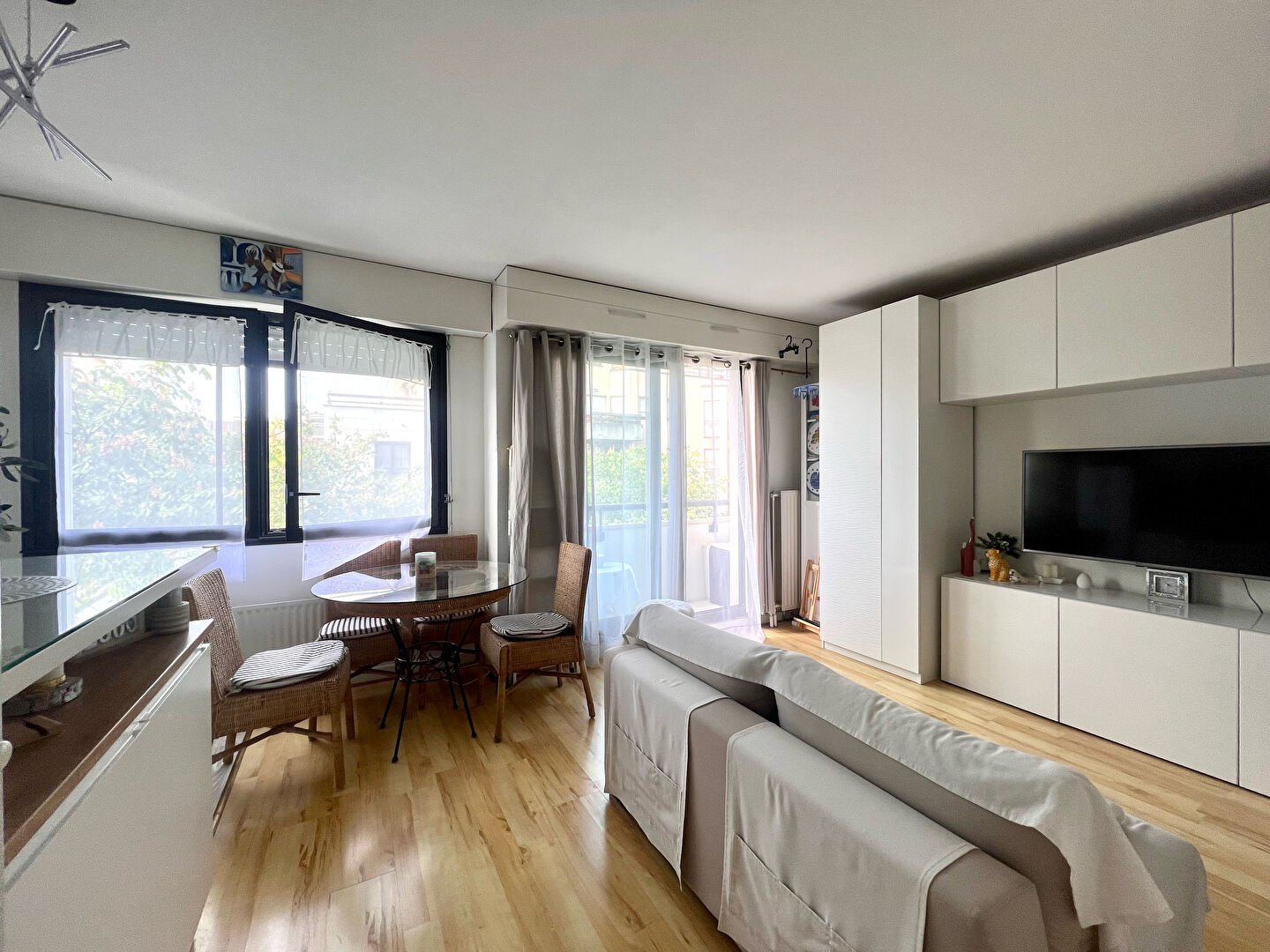 Photo Appartement Suresnes 1 pièce(s) 32 m2 image 6/6