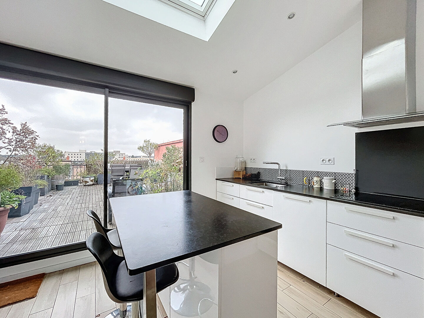 Photo Maison pleine de charme avec vue imprenable sur Paris image 5/6