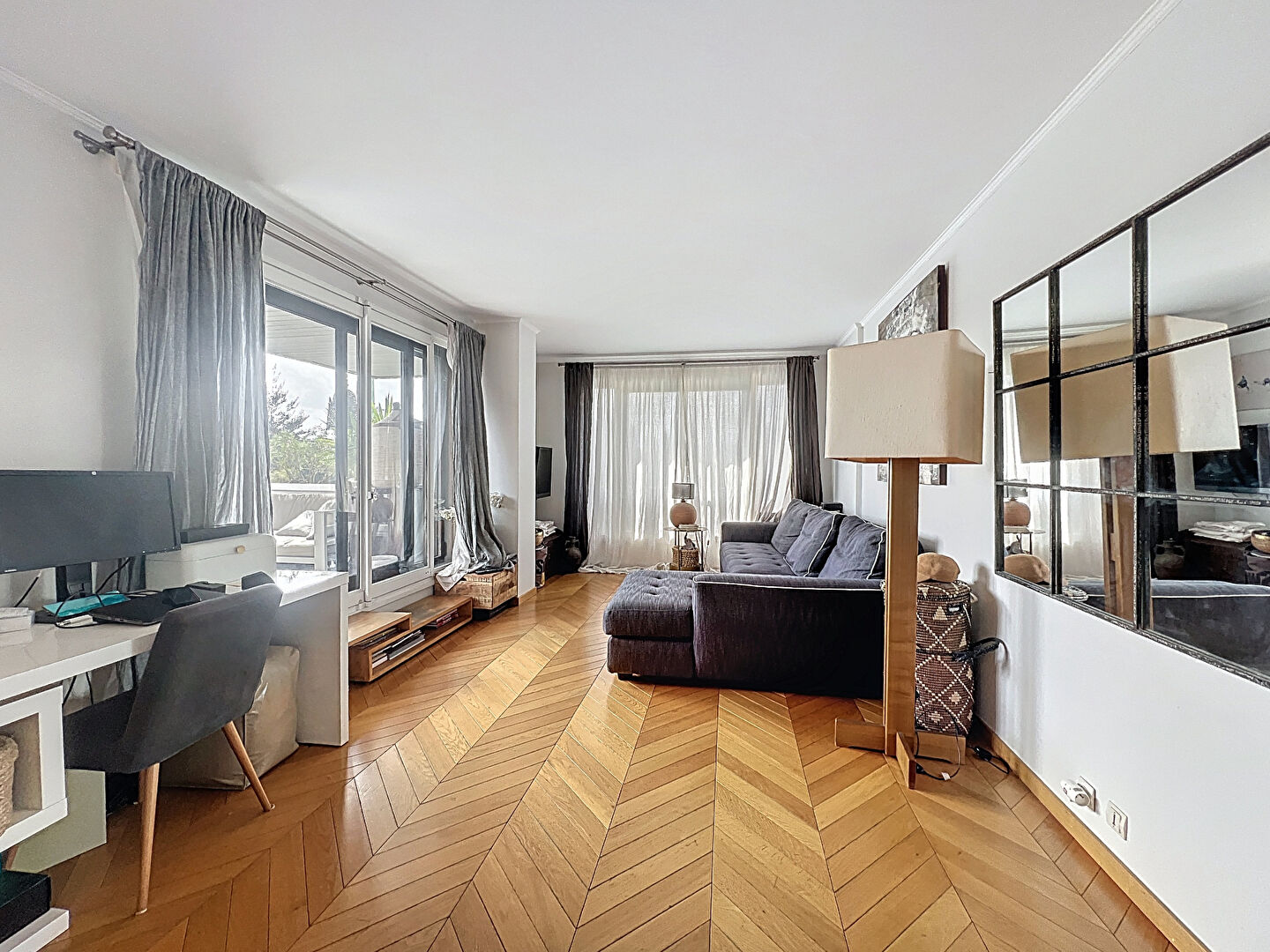 Appartement Suresnes 2 pièce(s) 52 m2