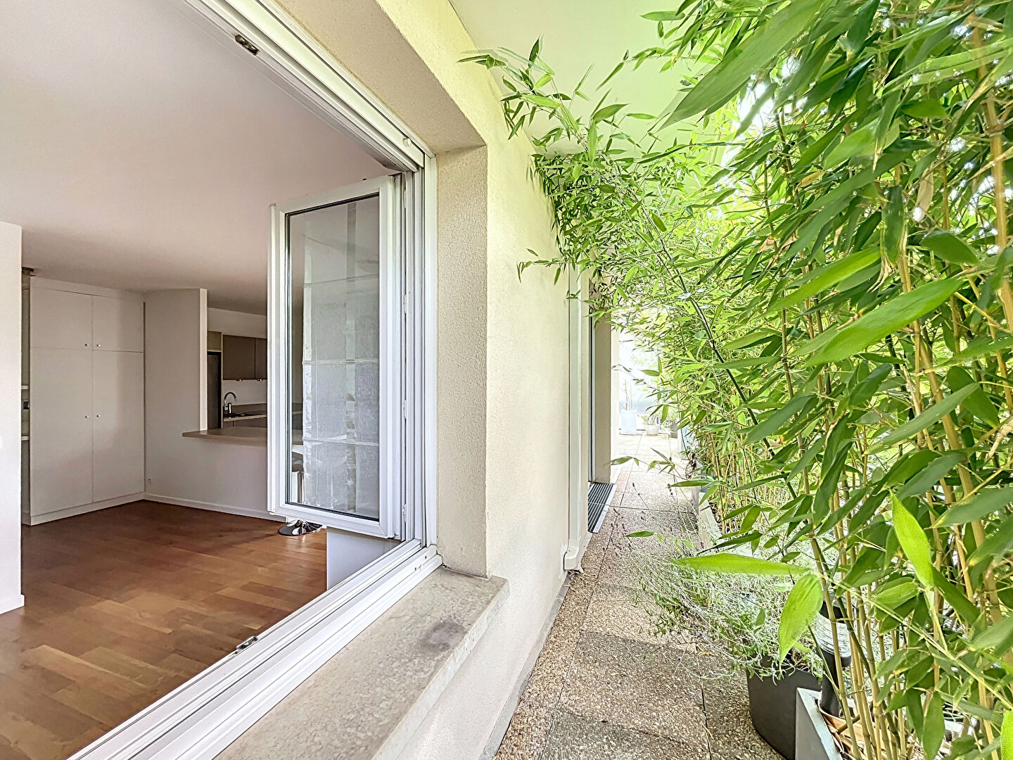 Photo Appartement Suresnes 3 pièce(s) 72 m2 image 4/6