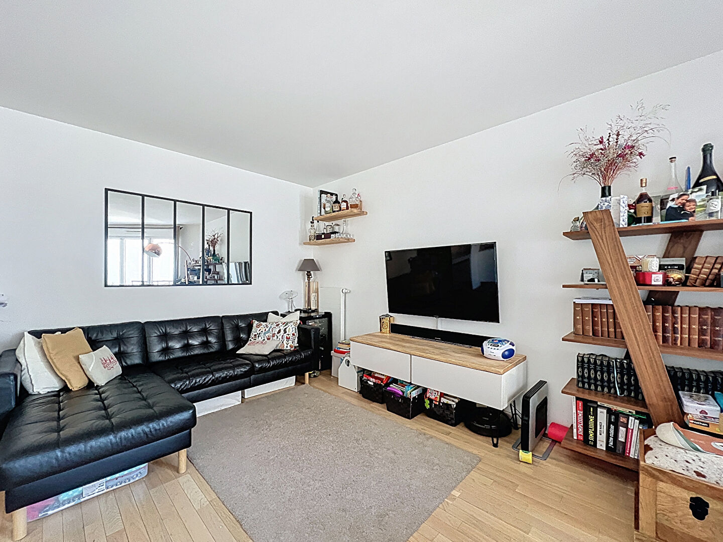 Photo Appartement Suresnes 3 pièce(s) 69 m2 image 4/6