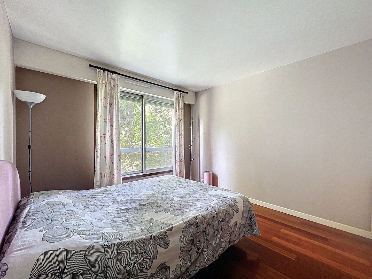 Photo Appartement Suresnes 3 pièce(s) 77 m2 image 6/6