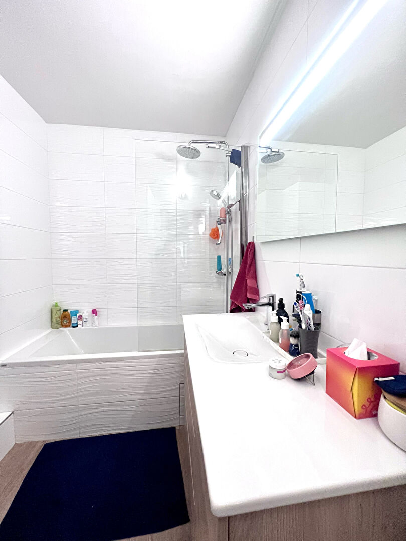 Photo Appartement Suresnes 4 pièce(s) 92 m2 image 6/6