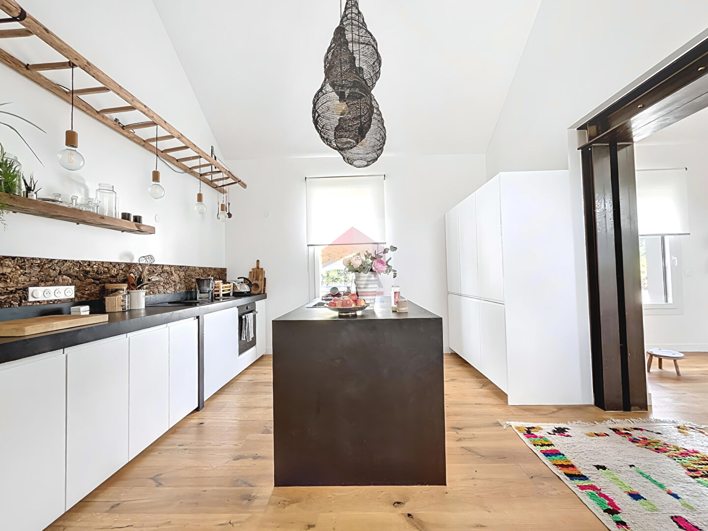 Photo Maison Suresnes 7 pièce(s) 190 m2 image 4/6