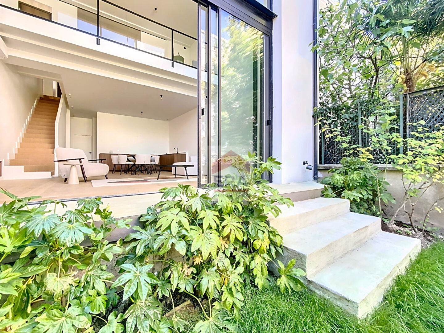 Photo Maison Suresnes 5 pièce(s) 182 m2 image 5/6