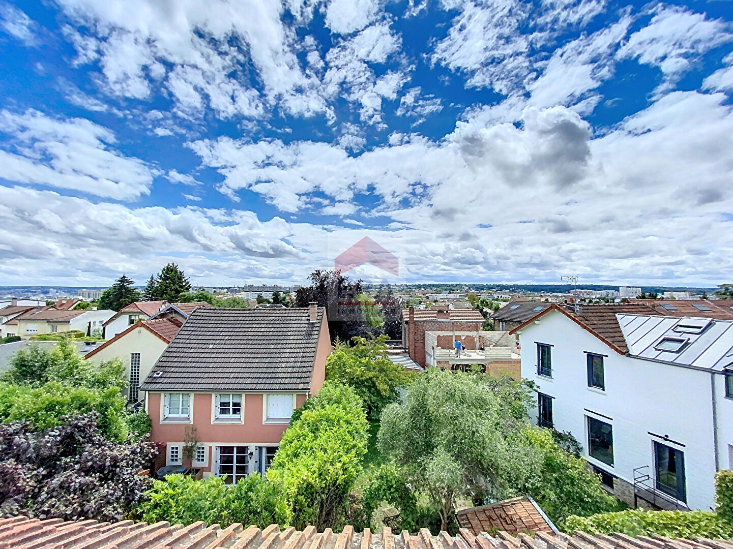 Photo Maison Suresnes 190 M2 image 5/6