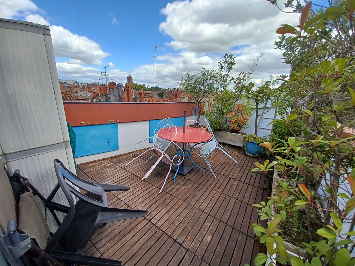 Toulouse St-Etienne - T3 refait à neuf - Terrasse - Ascenseur - Parking