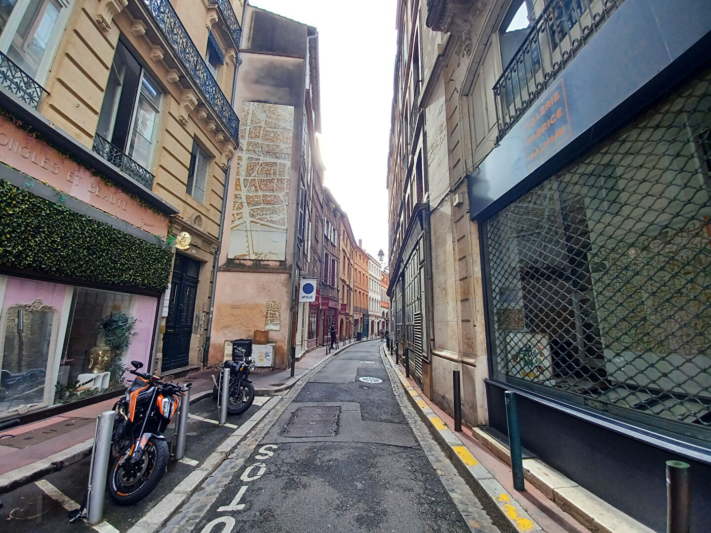 Photo Cave 23 m2 Carmes image 2/2