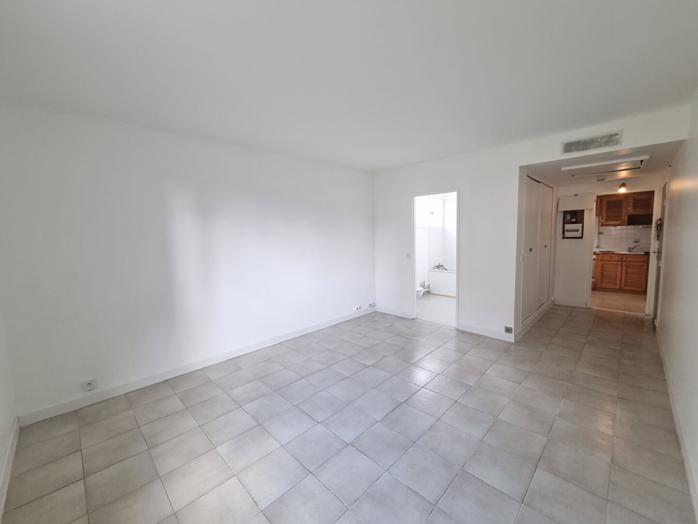 Photo Appartement Neuilly Sur Marne 1 pièce(s) 33.18 m2 image 3/6