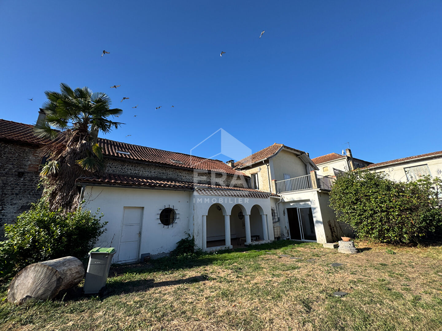 Agence immobilière de 
 ERA VAL ADOUR - ERA VAL D'ADOUR IMMOBILIER 

