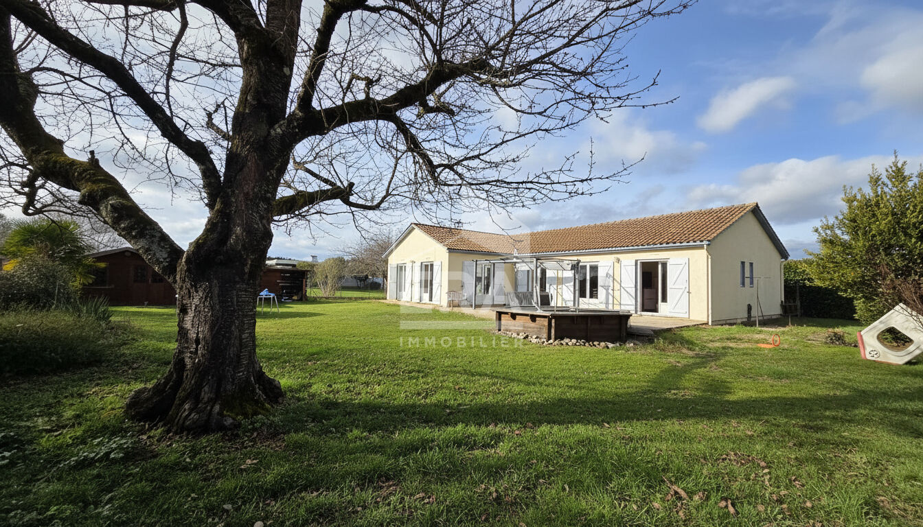 Agence immobilière de 
 ERA VAL ADOUR - ERA VAL D'ADOUR IMMOBILIER 
