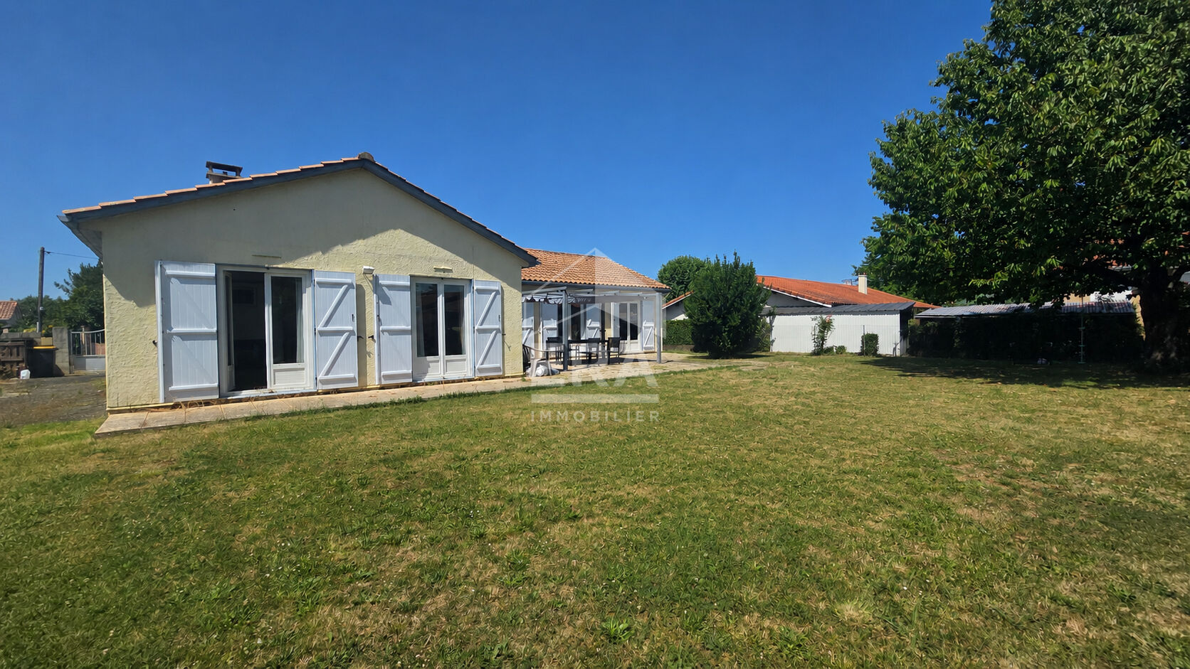 Agence immobilière de 
 ERA VAL ADOUR - ERA VAL D'ADOUR IMMOBILIER 

