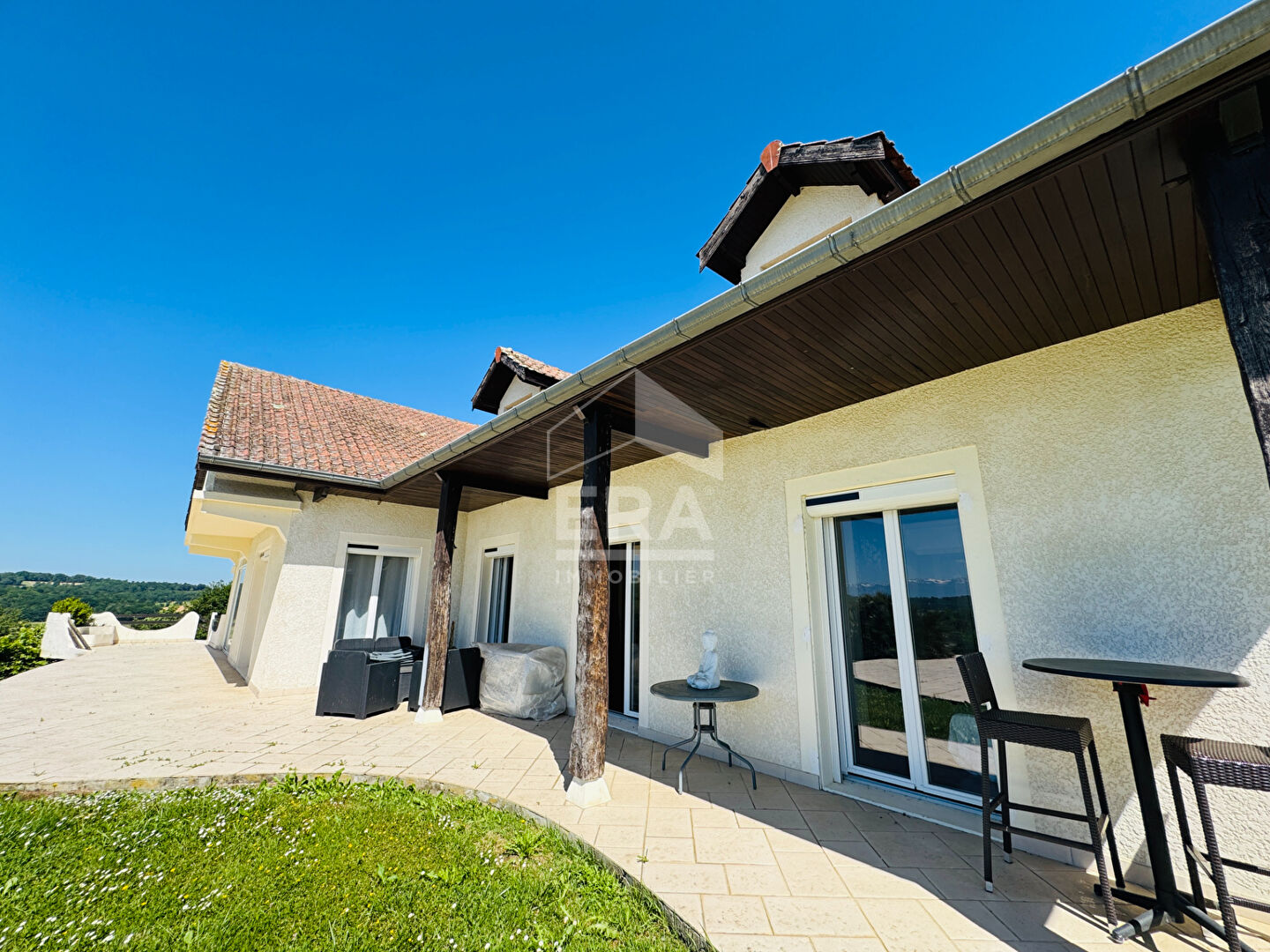 Agence immobilière de 
 ERA VAL ADOUR - ERA VAL D'ADOUR IMMOBILIER 
