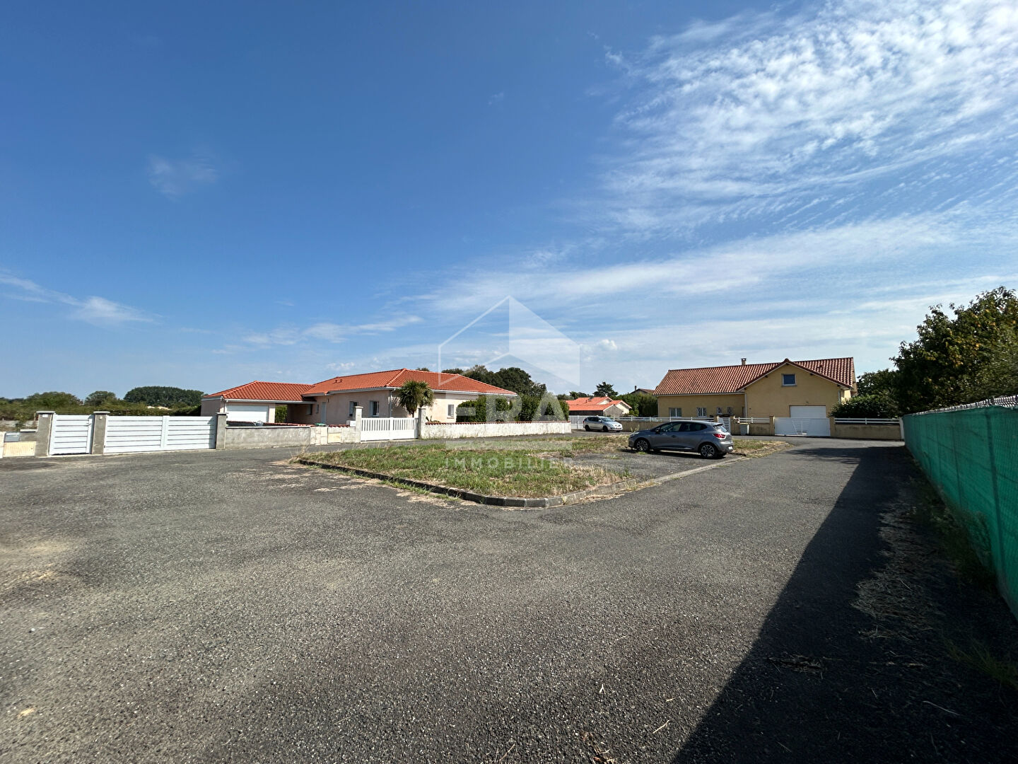 Photo Terrain viabilisé de 1183 m² au coeur de Vic-en-Bigorre image 4/6