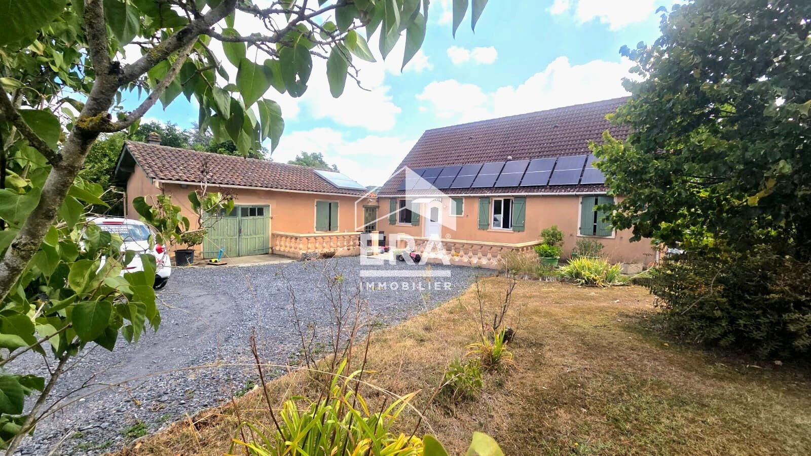 Agence immobilière de 
 ERA VAL ADOUR - ERA VAL D'ADOUR IMMOBILIER 

