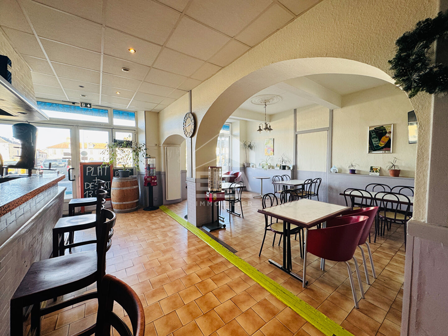 Agence immobilière de 
 ERA VAL ADOUR - ERA VAL D'ADOUR IMMOBILIER 
