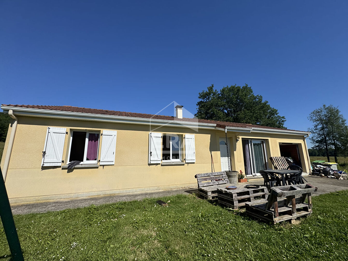 Agence immobilière de 
 ERA VAL ADOUR - ERA VAL D'ADOUR IMMOBILIER 
