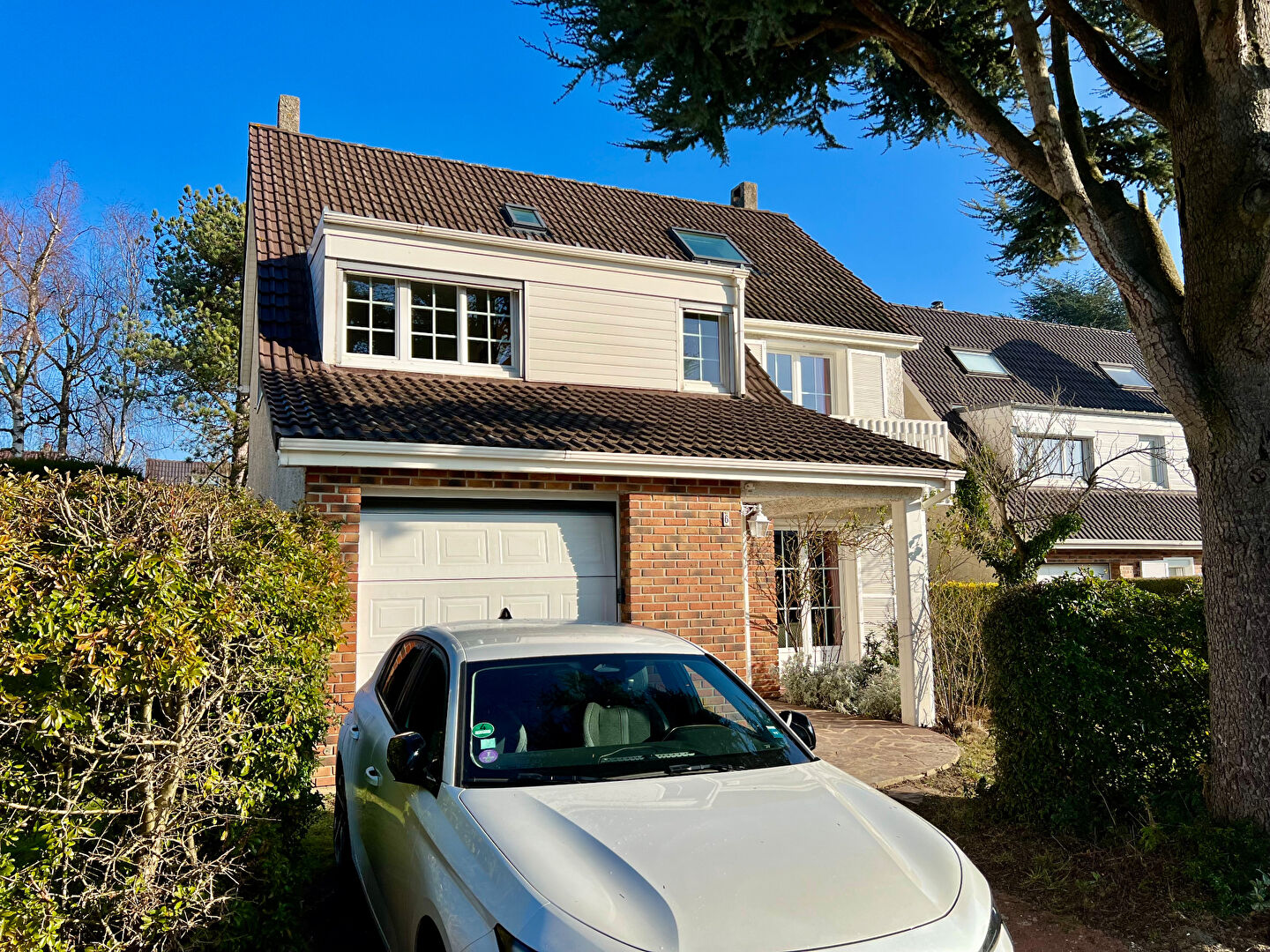 Photo Maison 7 pièce(s) 160 m2 Les Loges En Josas image 4/6