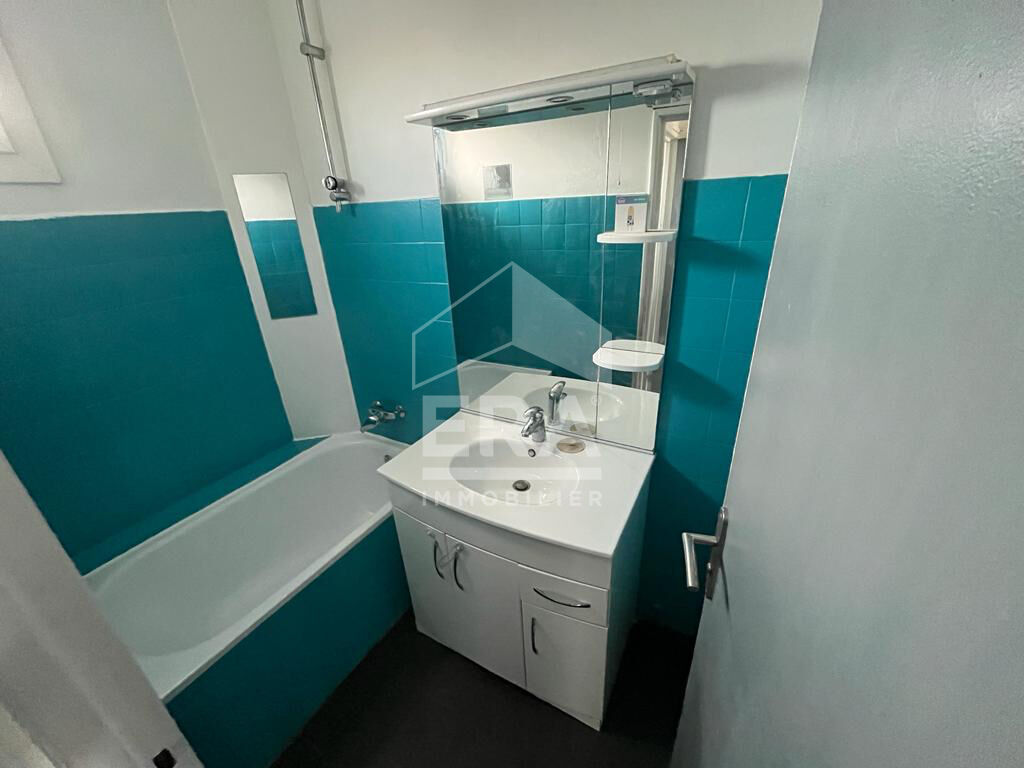 Photo Appartement Marignane 3 pièces 53m2 image 6/6