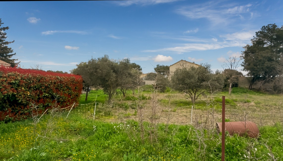Photo Terrain de 1000 m² à Miramas : L'opportunité idéale pour votre futur projet ! image 2/4