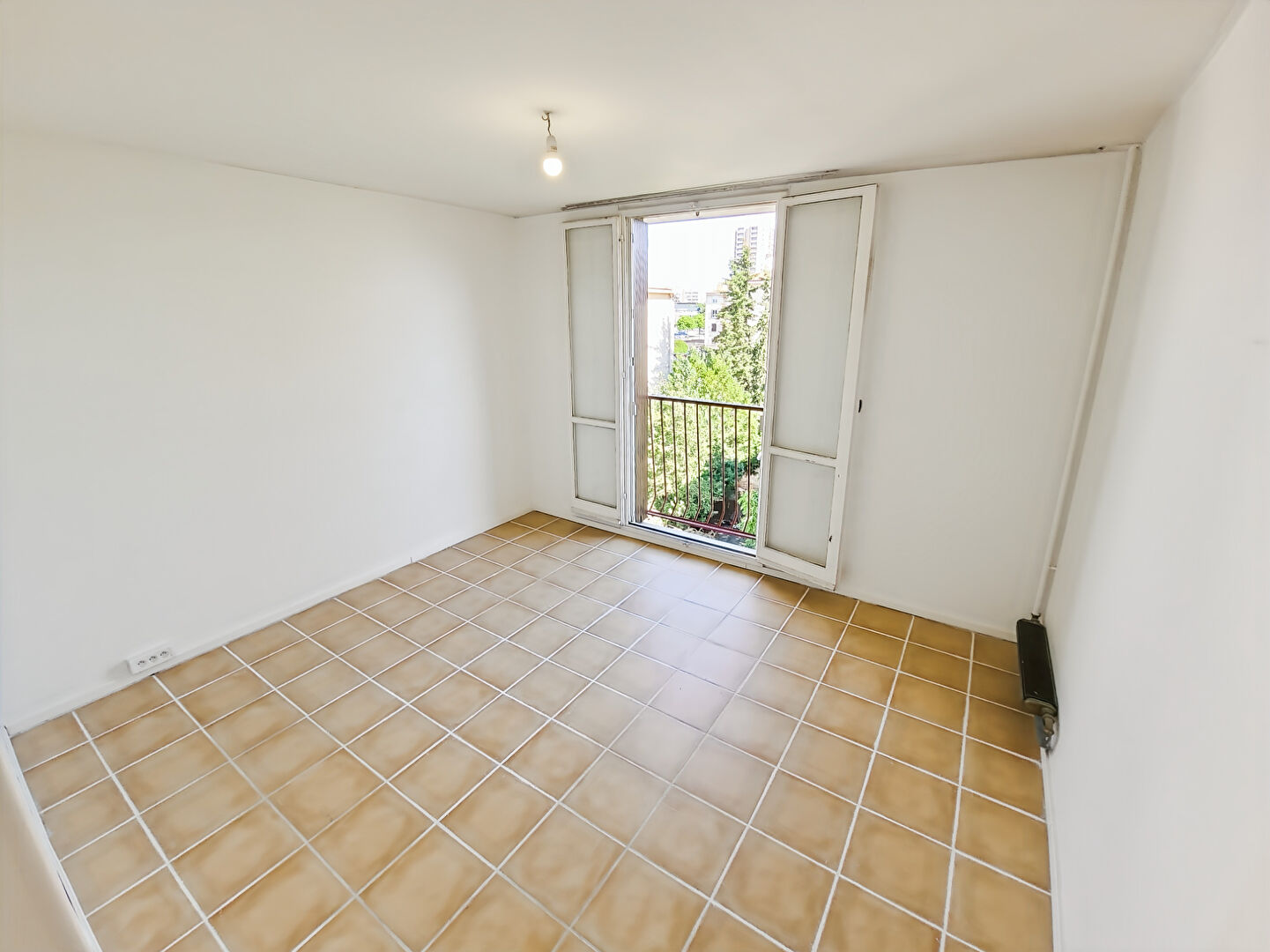 Photo Appartement Salon De Provence 3 pièce(s) 74.54 m2 image 4/6