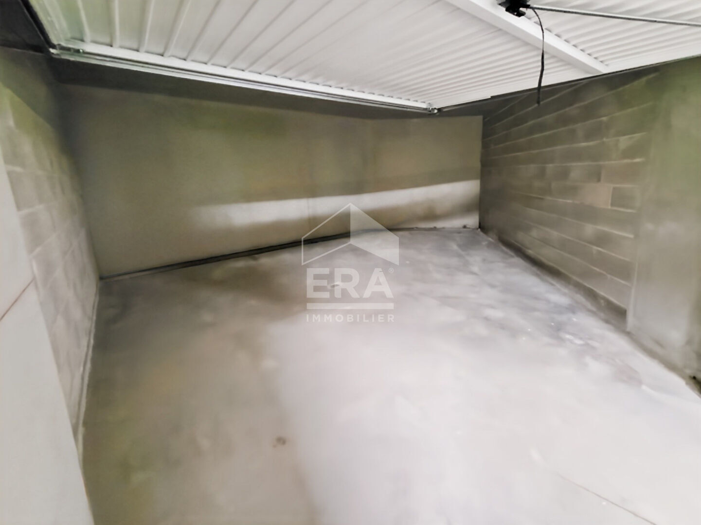 Photo Garage double 24 m2 sécurisé - Vitrolles Nord image 2/2