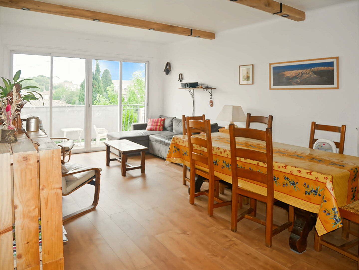 Photo Maison Salon De Provence de 153.35m2 image 1/6