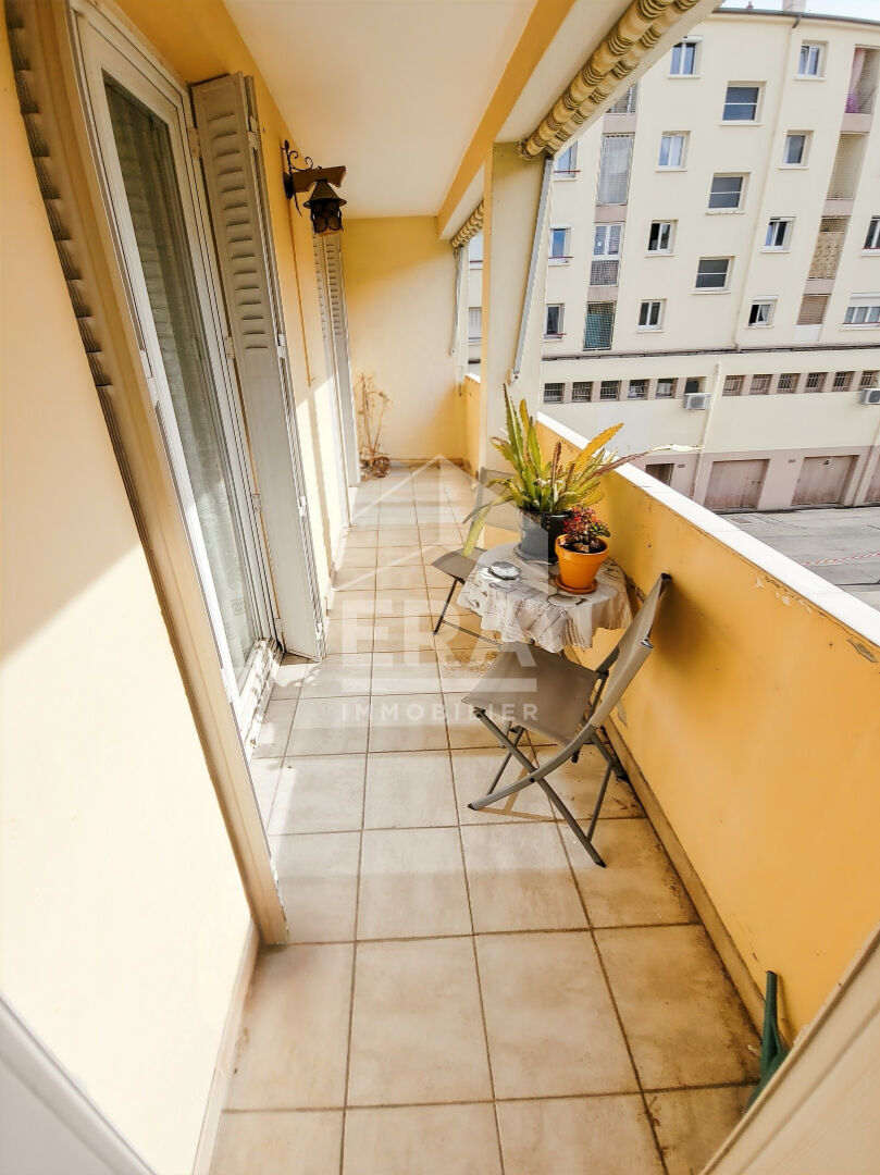 Photo Appartement Salon De Provence 5 pièce(s) 78 m2 image 5/6