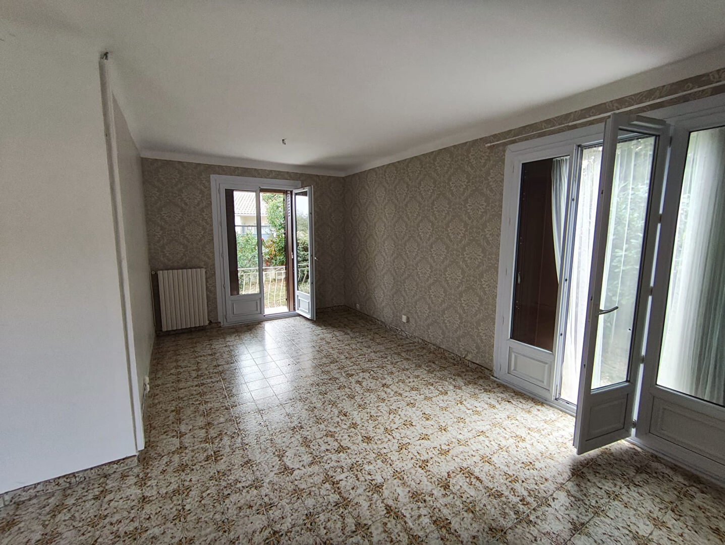 Photo Maison Saint Victoret 5 pièce(s) 98.81 m2 image 3/6