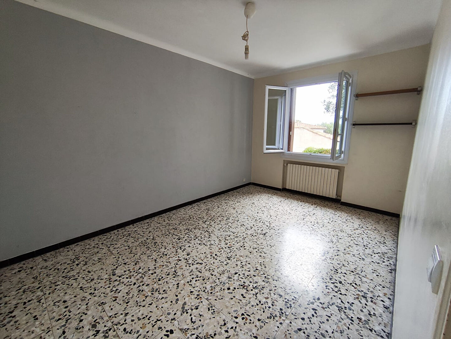 Photo Maison Saint Victoret 5 pièce(s) 98.81 m2 image 5/6