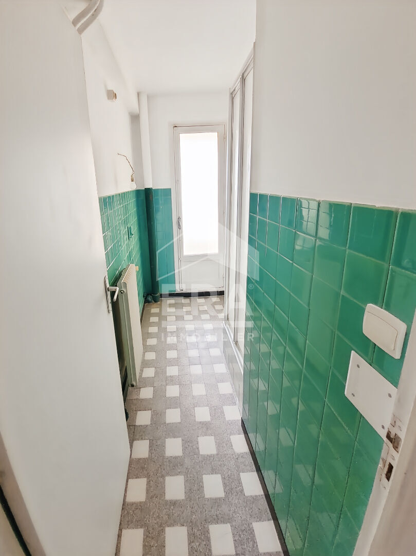 Photo Appartement Salon-de-provence 4 pièce(s) 87m2 image 6/6