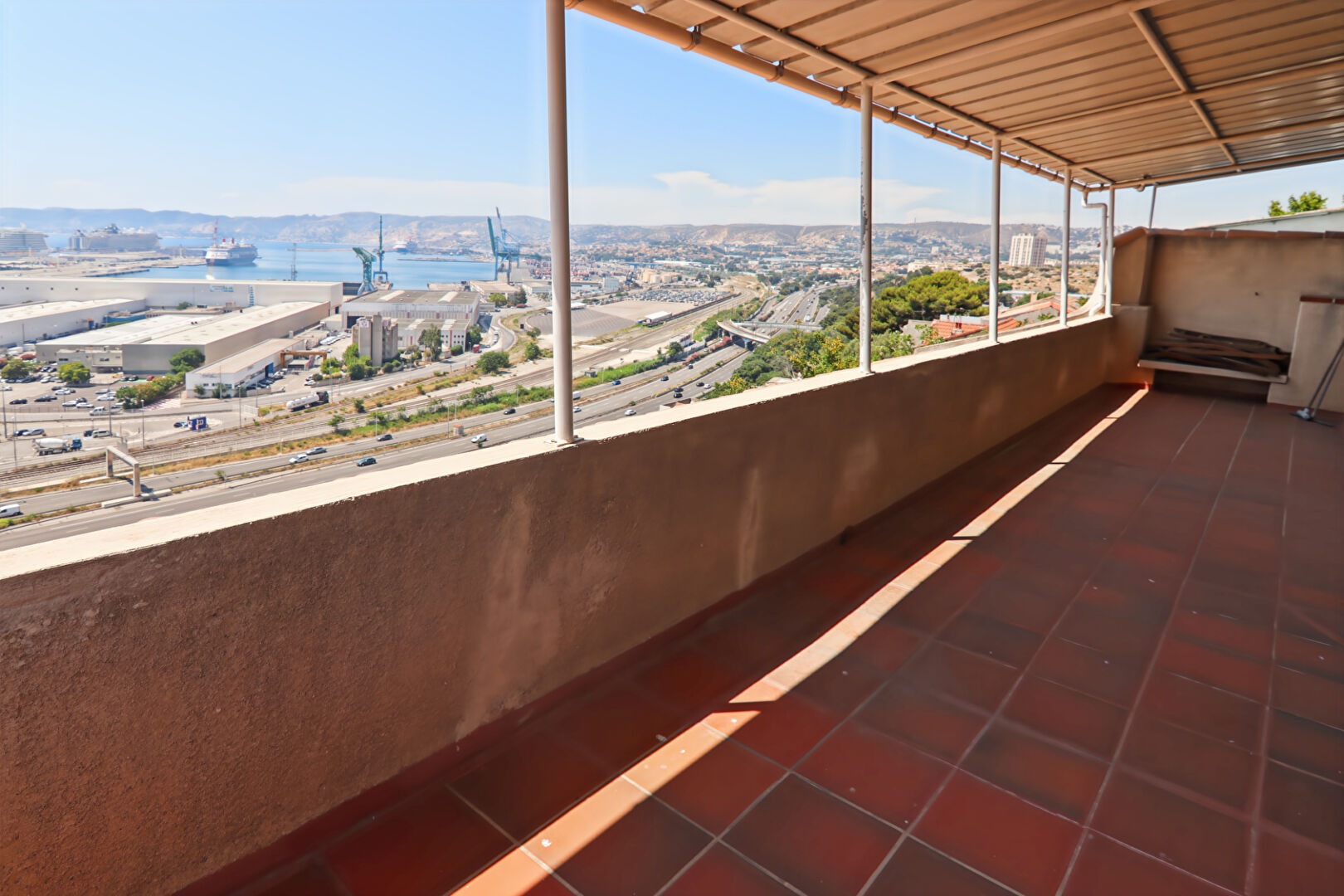 Photo Maison + T2 Marseille 13015 image 1/6