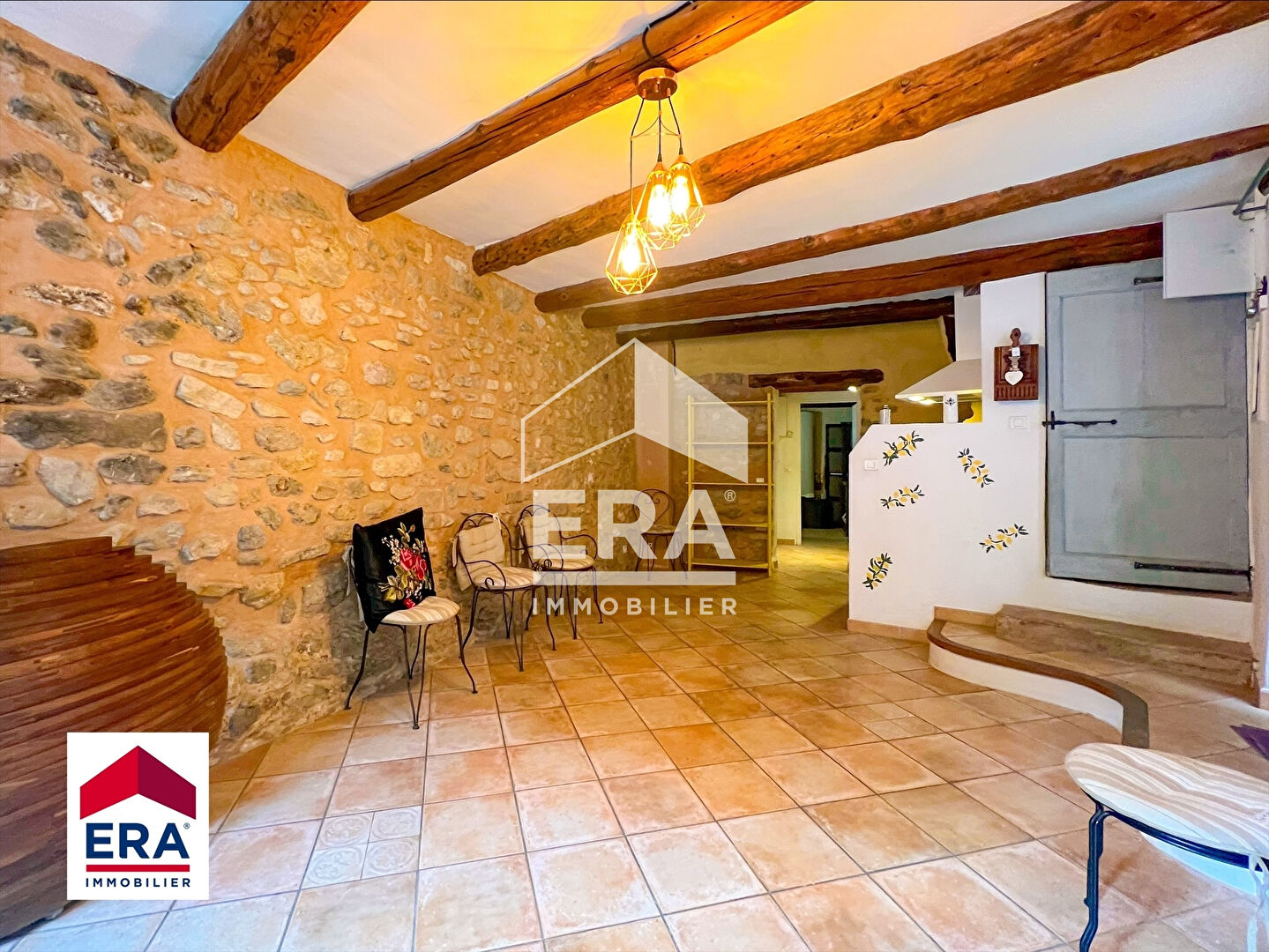 Photo Coup de coeur assuré ! Maison de village rénovée avec charme et authenticité image 1/5