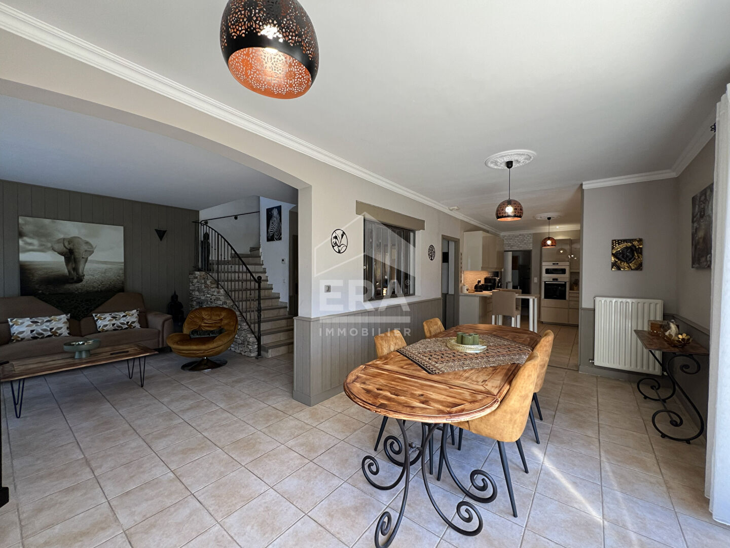 Agence immobilière de 
 ERA VENTOUX - ERA VENTOUX IMMOBILIER 
