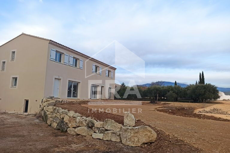 Photo Maison neuve Modène, 2 chambre, terrain 581m² image 1/6