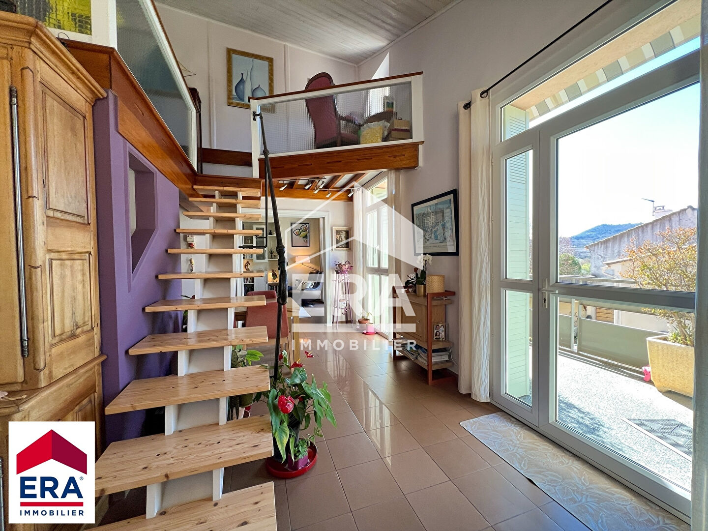 Agence immobilière de 
 ERA VENTOUX - ERA VENTOUX IMMOBILIER 

