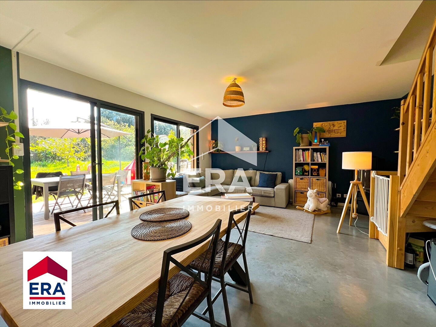 Photo Maison- 3 pièces-85 m2 image 1/6