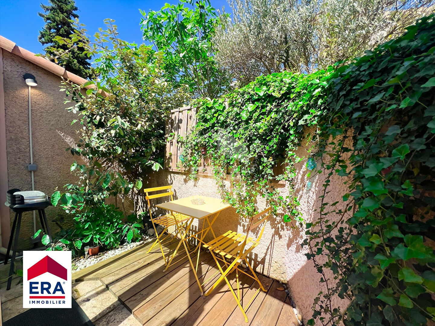 Photo Bastidon meublé avec jardin privatif,  domaine naturiste de Bélézy image 1/3