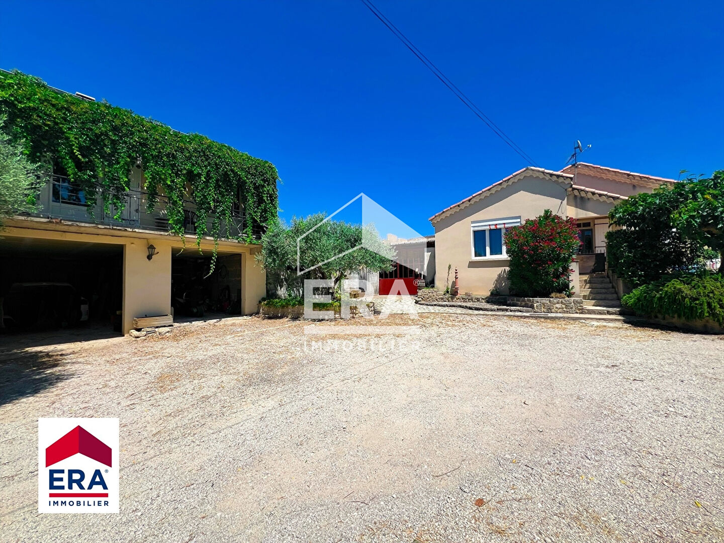 Agence immobilière de 
 ERA VENTOUX - ERA VENTOUX IMMOBILIER 
