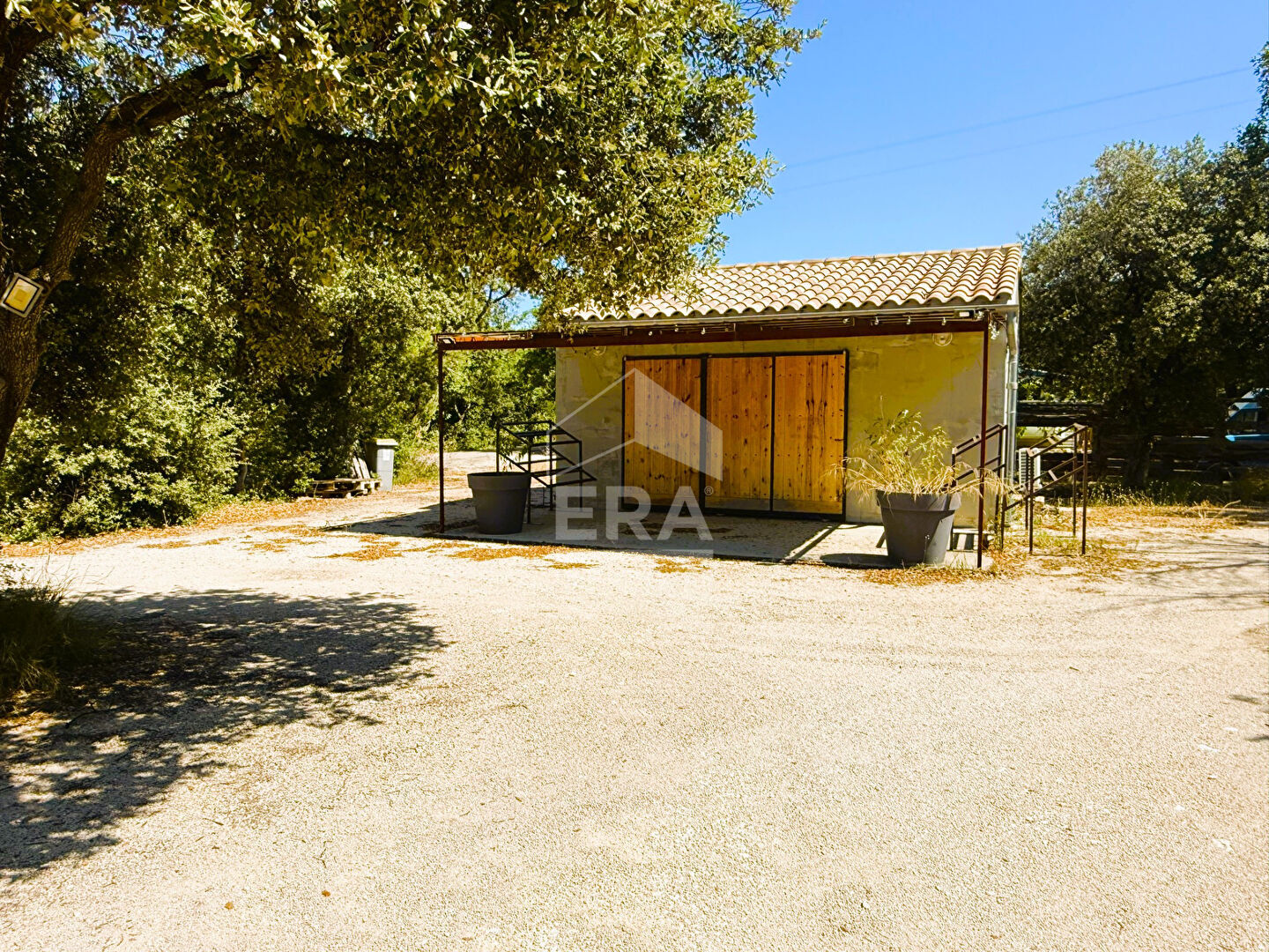Agence immobilière de 
 ERA VENTOUX - ERA VENTOUX IMMOBILIER 
