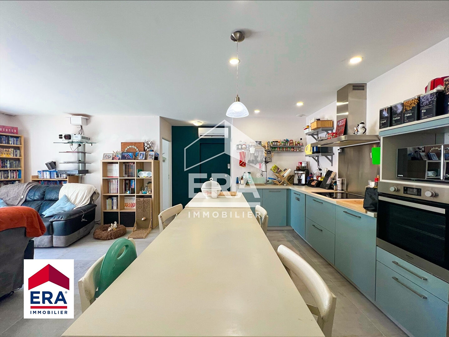 Agence immobilière de 
 ERA VENTOUX - ERA VENTOUX IMMOBILIER 
